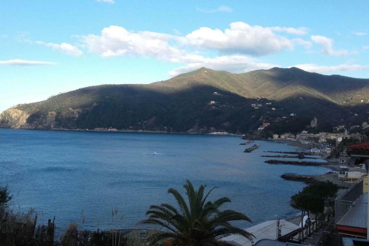 Un Gioiello Con Vista Mare Villa Moneglia Exteriör bild