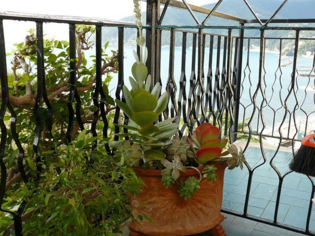 Un Gioiello Con Vista Mare Villa Moneglia Exteriör bild