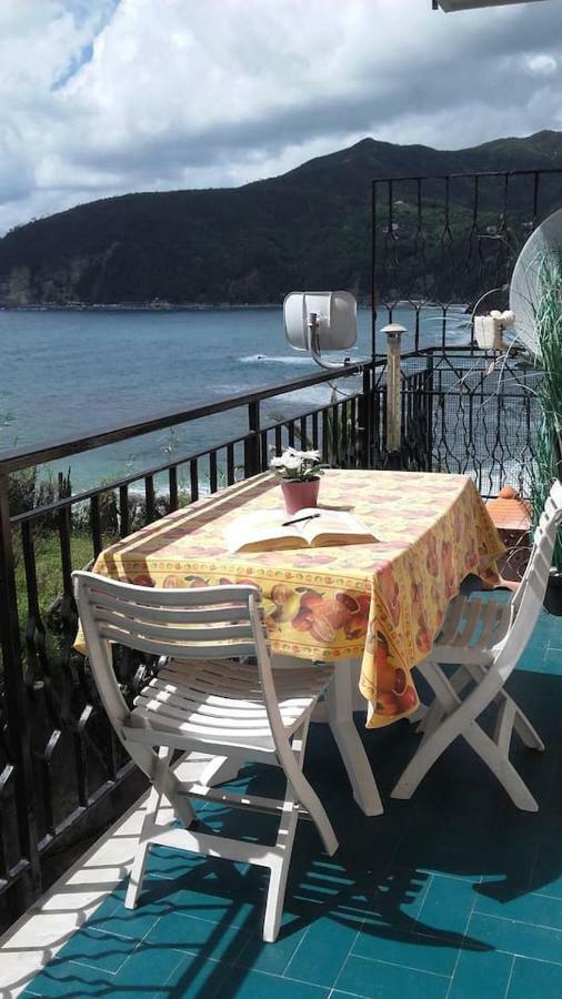 Un Gioiello Con Vista Mare Villa Moneglia Exteriör bild